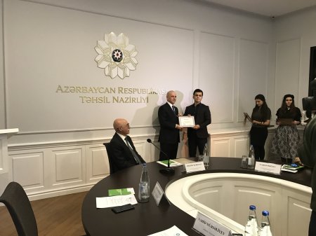 Azercell Təhsil Nazirliyi ilə anlaşma memorandumu imzaladı