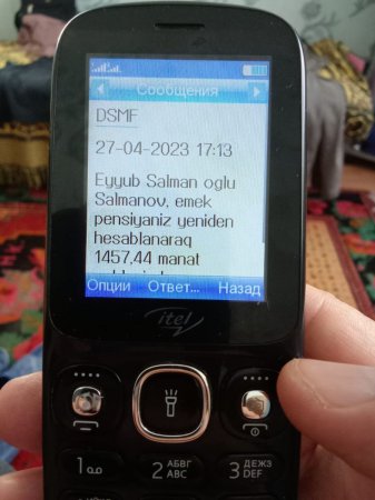 “Sənə pensiya düşmür, texniki xəta nəticəsində SMS səhv gəlib”